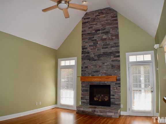 4th image of 205 Kensington Dr
