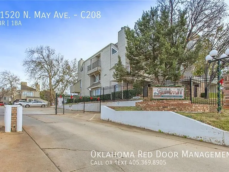 11520 N May Ave #C208 — Photo 1