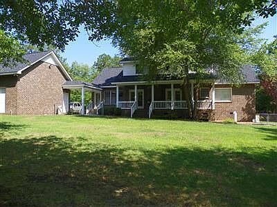 2nd image of 1233 Fox Hollow Dr