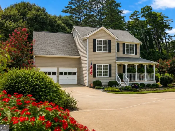 7660 Streamside Ln, Cumming, GA 30028