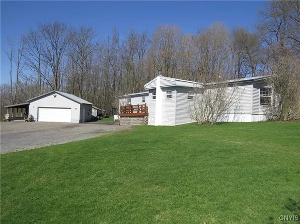 300 Ferncliff Rd, Mohawk, NY 13407