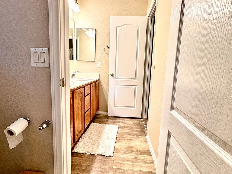 9049 Boston Springs Ave — Photo 13