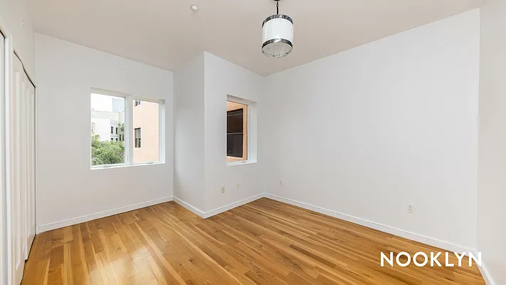 Rented by Nooklyn NYC LLC | media 47