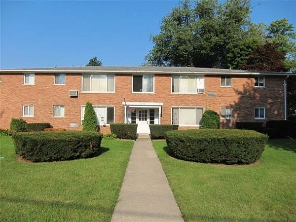 Exterior 6