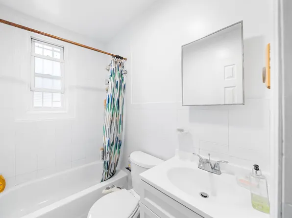 477 Mercer Street image 7 of 35