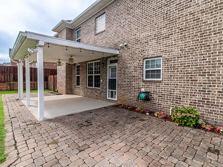 509 Hardwick Ct — Photo 33