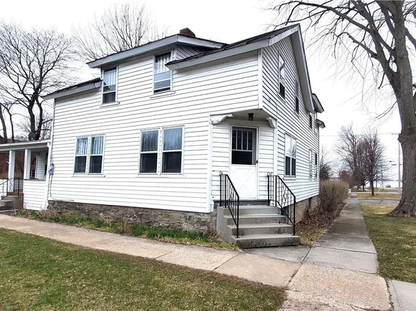 113 W Broadway St, Cape Vincent, NY 13618