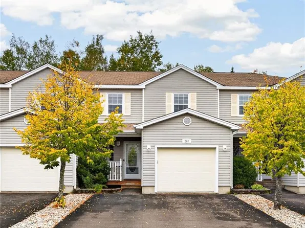 240 Damien St, Dieppe, NB E1A 0H3