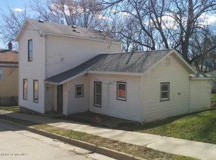 531 Main St N, Mantorville, MN 55955