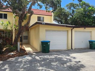 8740 Lantana Ct, Cape Canaveral, FL 32920