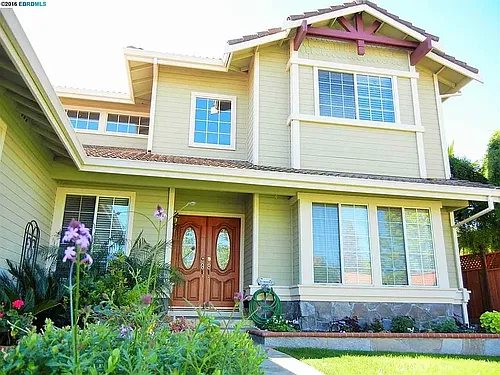 368 Pecan Pl Photo 1