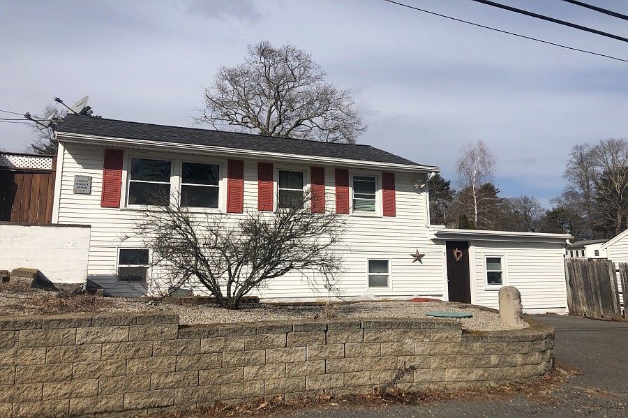 1st image of 7 Central Ave