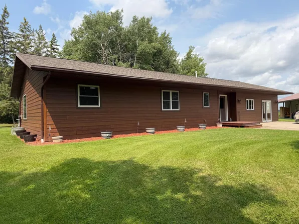 40439 230th St, Roseau, MN 56751