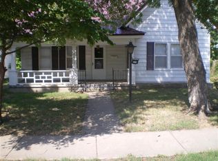 2111 N Pickwick Ave, Springfield, MO 65803