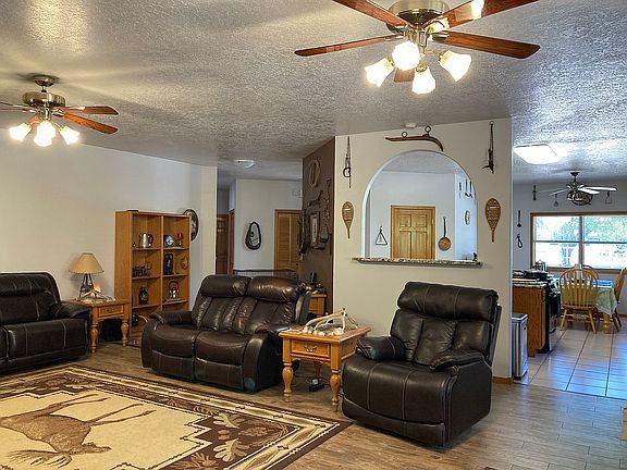 5th image of 616 Guadalupe Ct NW