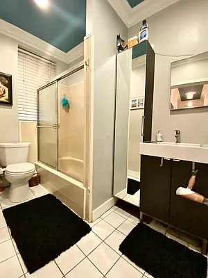 Rented by Bond New York | media 12