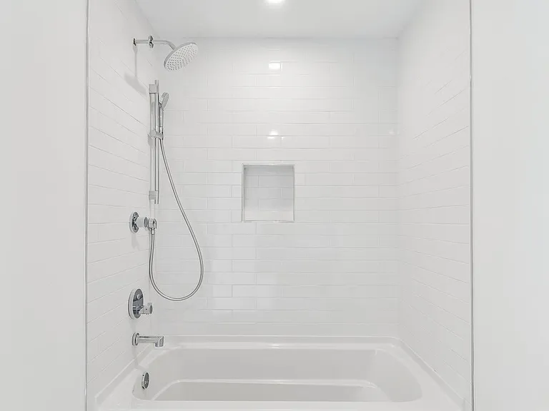 1342 S Bouvier St — Photo 26