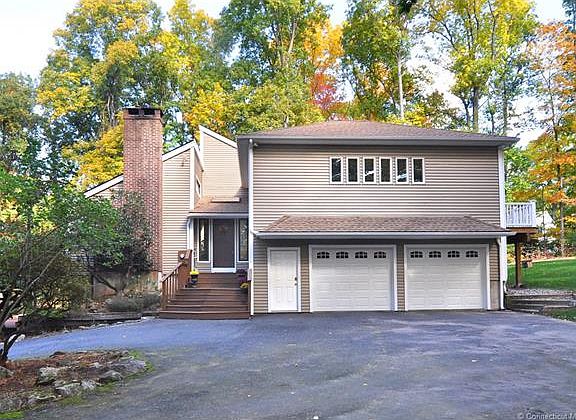 5th image of 90 Brookridge Dr