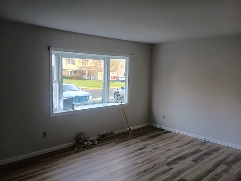 3264 Roxbury Rd — Photo 3