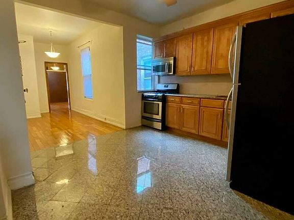 2nd image of 30-07 42nd St #3L