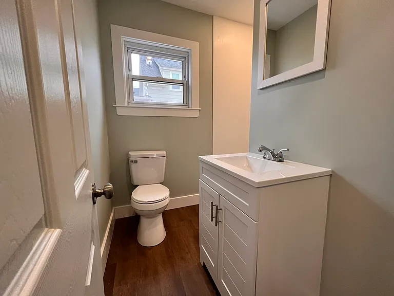 400 Court St #1 — Photo 14