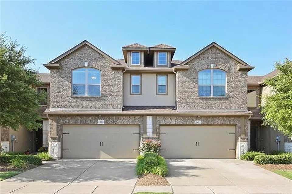 308 Tallgrass Ln