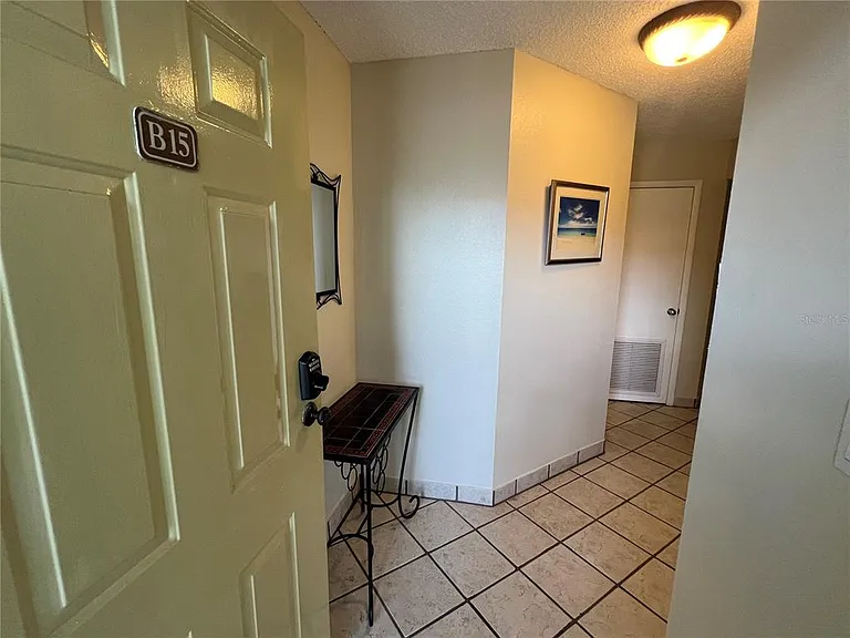 1515 Pinellas Way S #15 — Photo 6