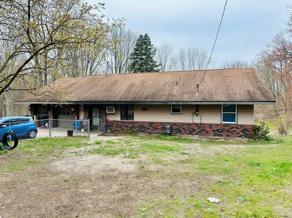 2505 S Mill Iron Rd, Muskegon, MI 49442