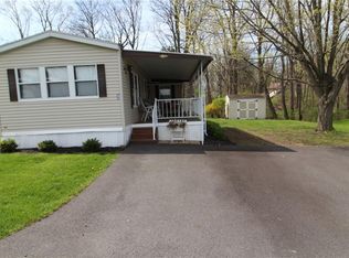 4795 E Lake Rd #27, Livonia, NY 14487