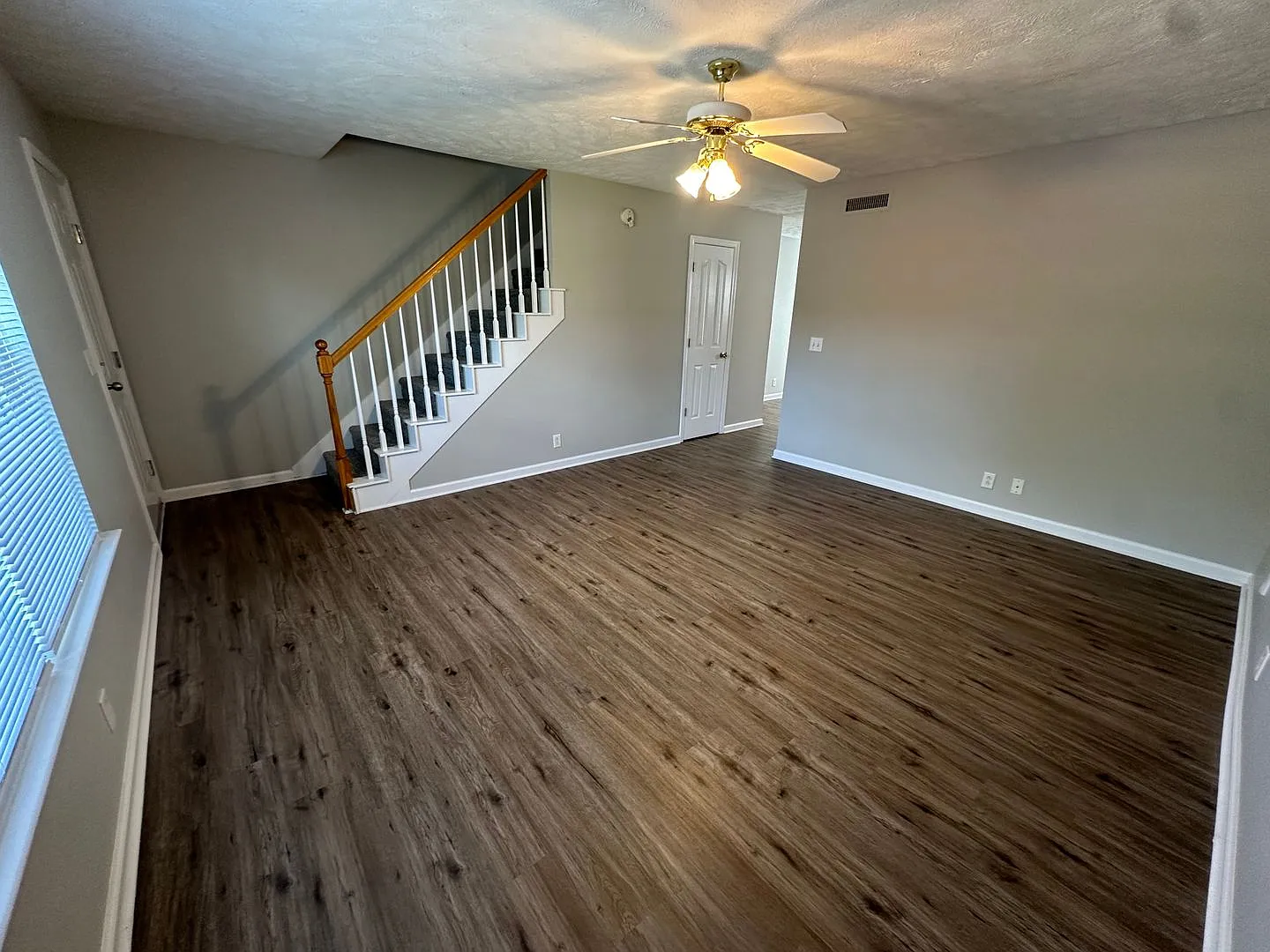 Hamlet Square Townhomes #13 — Photo 2