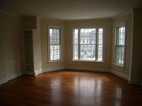 2nd image of 1517 N Franklin St APT 2