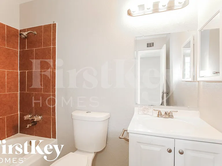 4220 W Cavalier Dr — Photo 10