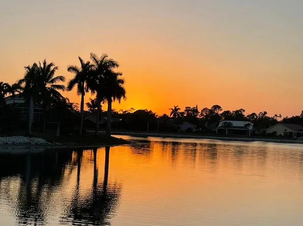 703 Mardel Dr APT 504, Naples, FL 34104