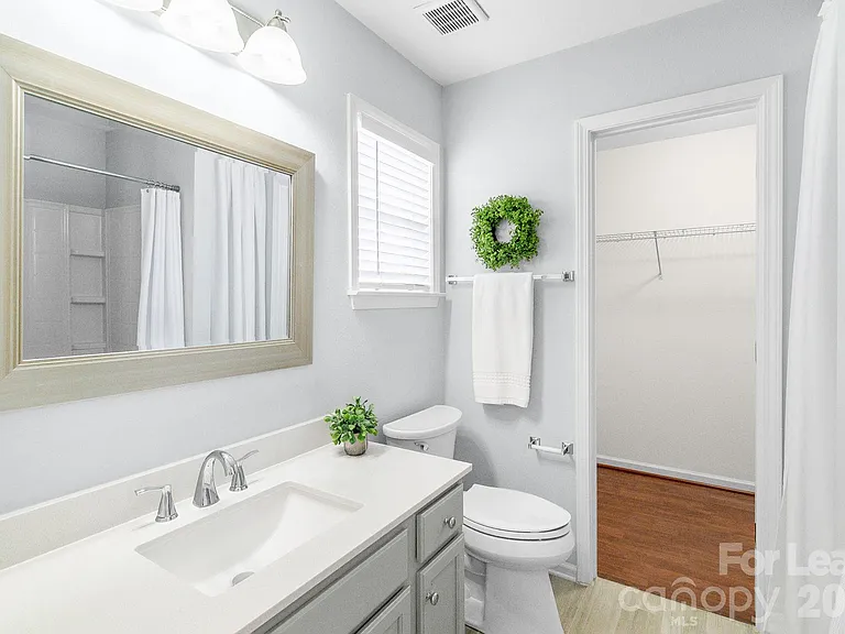 558 Calen Ln — Photo 24