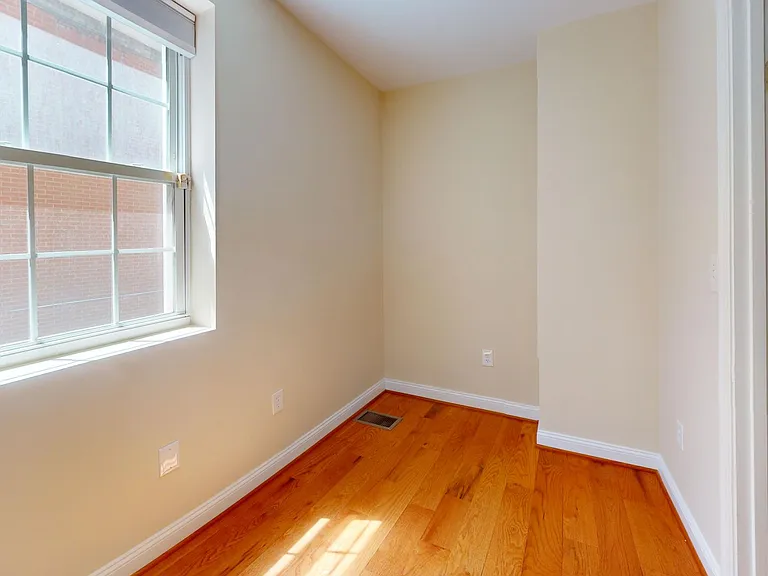 652 Newton Pl NW #2 — Photo 13
