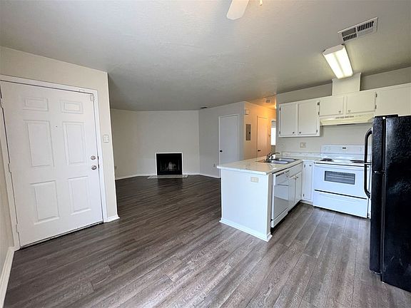 4th image of 1108 Porter Ave APT 203