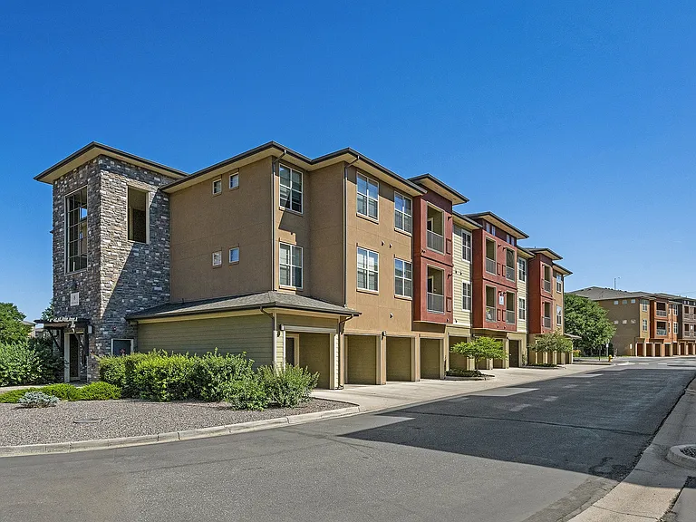 Acadia at Cornerstar Apartments — Photo 22