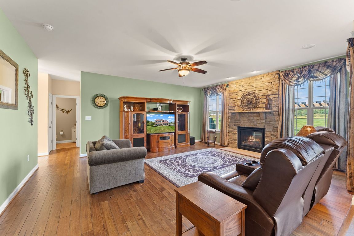 next background image