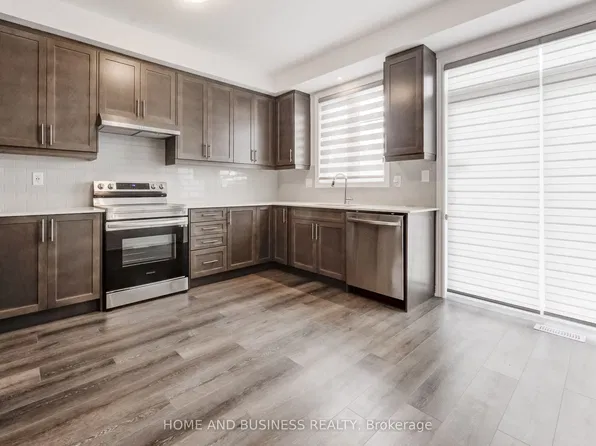 120 Court Dr #36, Brant, ON N3L 0N2