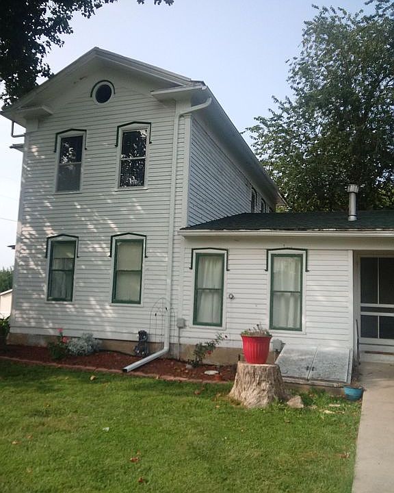 2nd image of 202 North Ave