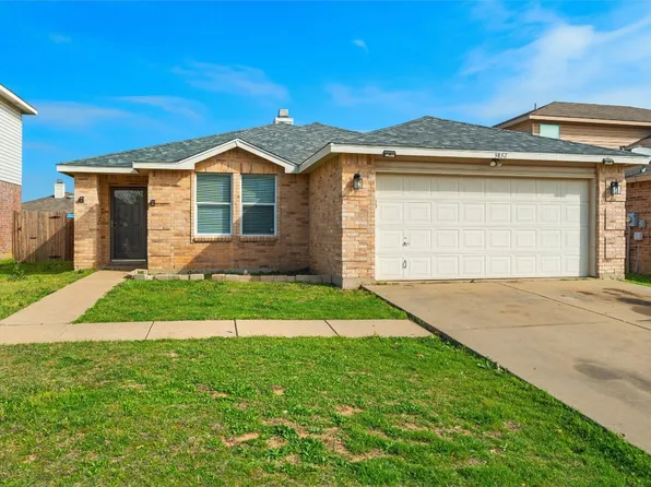 3832 Irish Setter Dr, Fort Worth, TX 76123