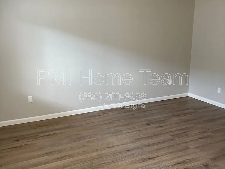 3476 Brinker Ave #8 — Photo 2