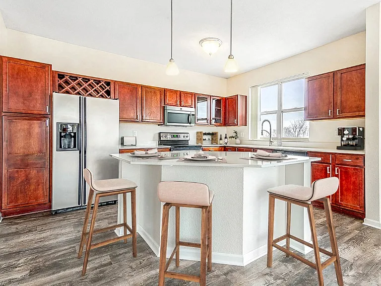 808 Berry Place — Photo 14