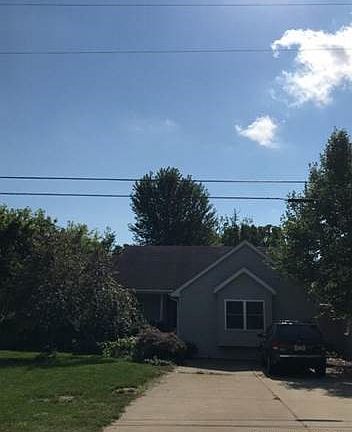 2nd image of 591 Crestview Dr