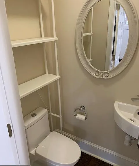 2314 Huidekoper Pl NW — Photo 3