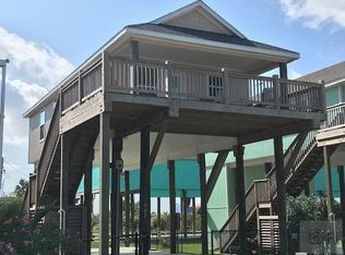 987 S Jacks Rd, Crystal Beach, TX 77650