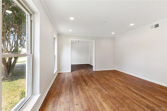 64 Osborne Ave — Photo 7