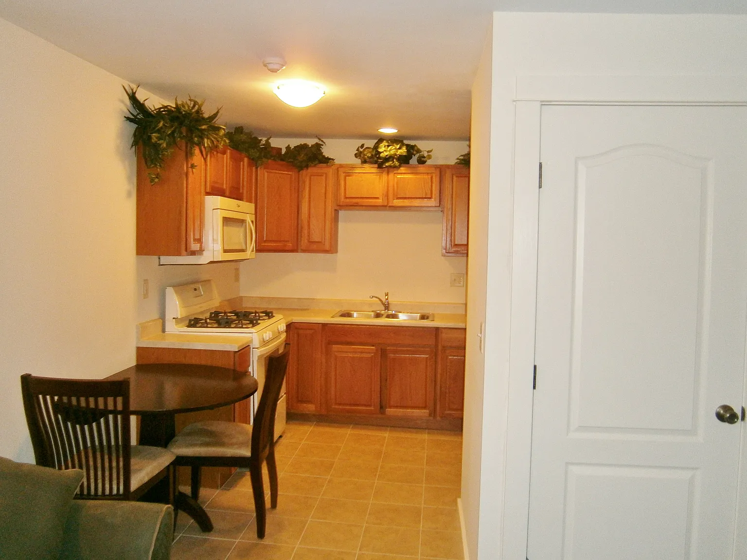 103 Highland Place - 4 — Photo 2