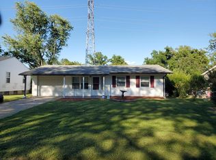 1439 San Salvador Dr, Saint Louis, MO