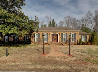 121 Timber Dr, Dover, TN 37058